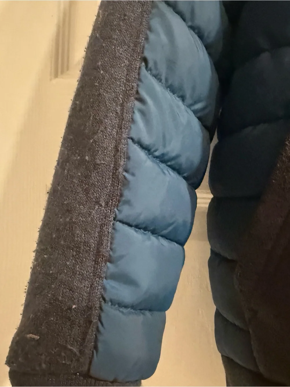 Hurley Boys' Blue Quilted Puffer Jacket w Dark Knit Accents size 7/8 barely used